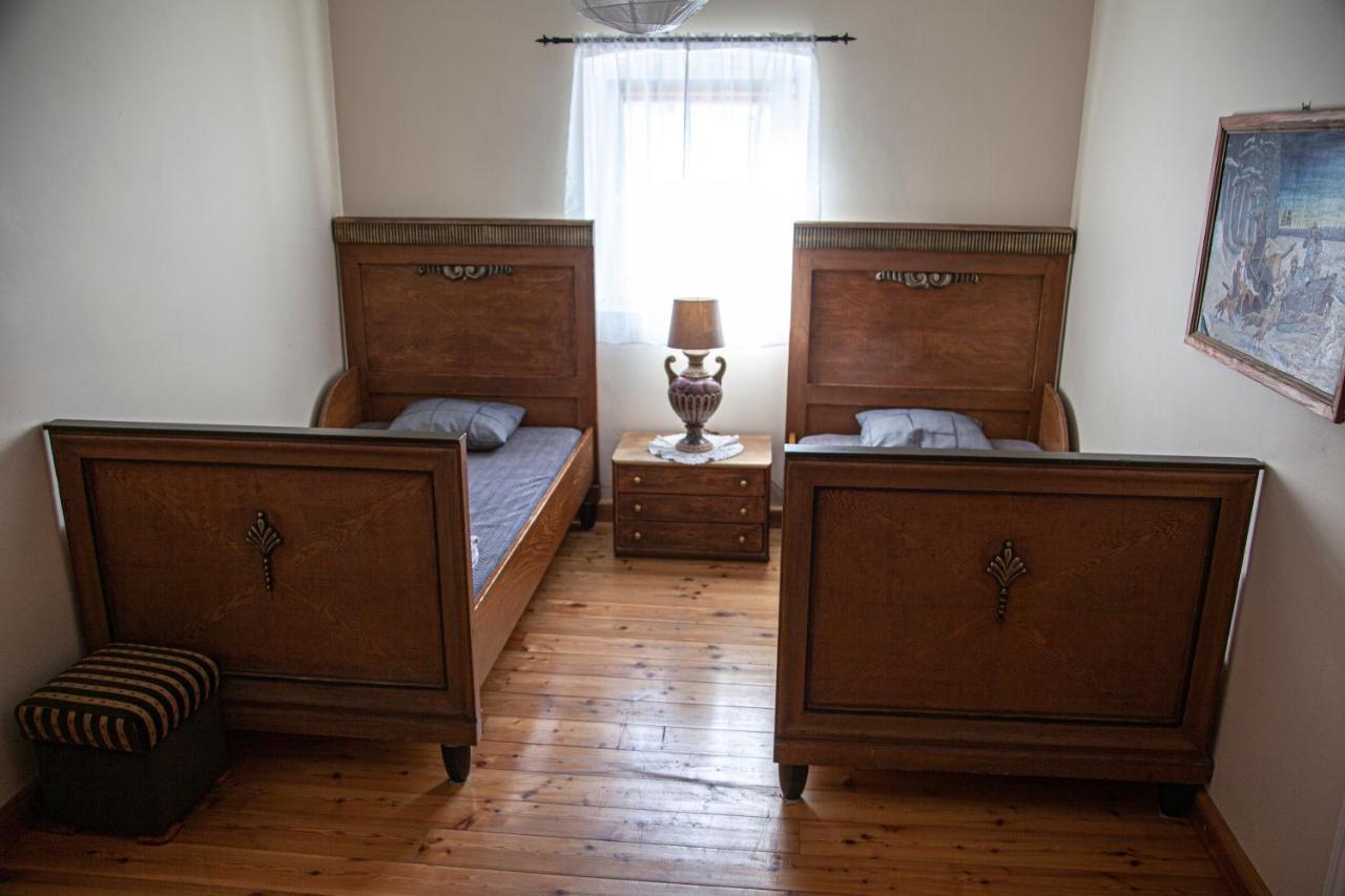 Apartamenty W Starym Kinie Swieradow-Zdroj Luaran gambar