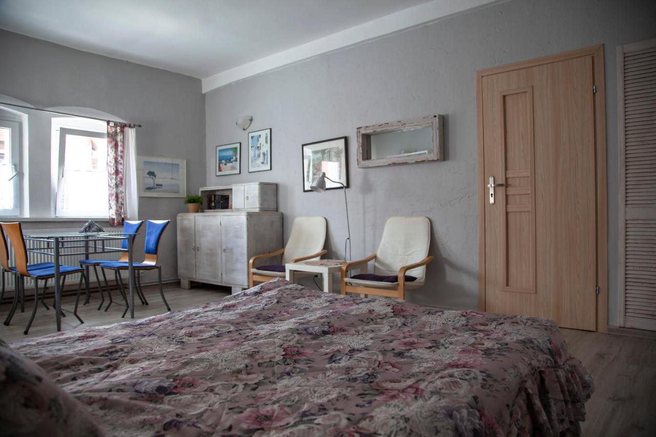 Apartamenty W Starym Kinie Swieradow-Zdroj Luaran gambar