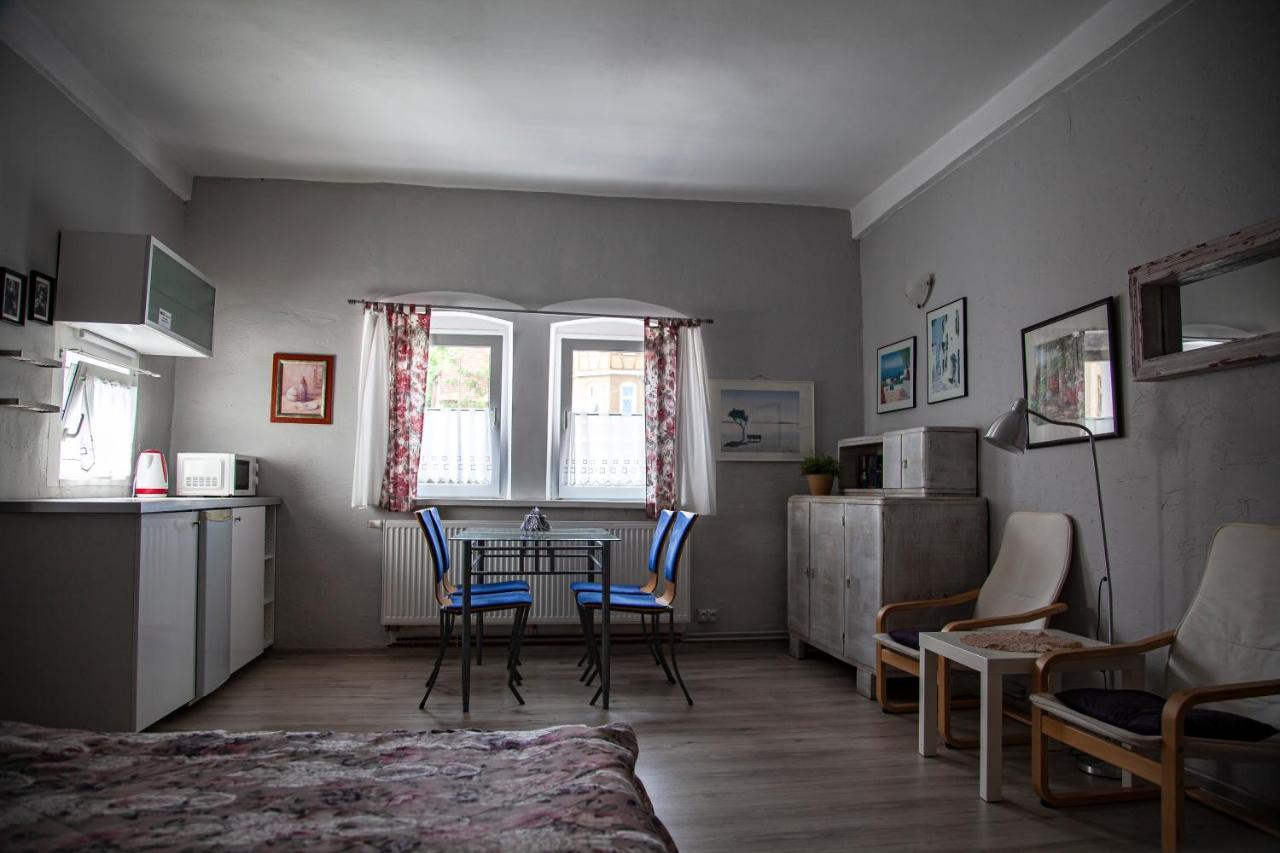 Apartamenty W Starym Kinie Swieradow-Zdroj Luaran gambar
